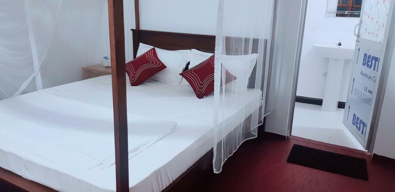 Exotic Beach Hotel Arugam Kudah Eksteriør bilde
